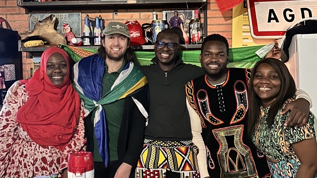 Students pose in group photo