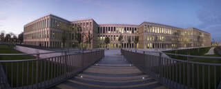 HEC Paris - S Building - © Jean-Marc Biais